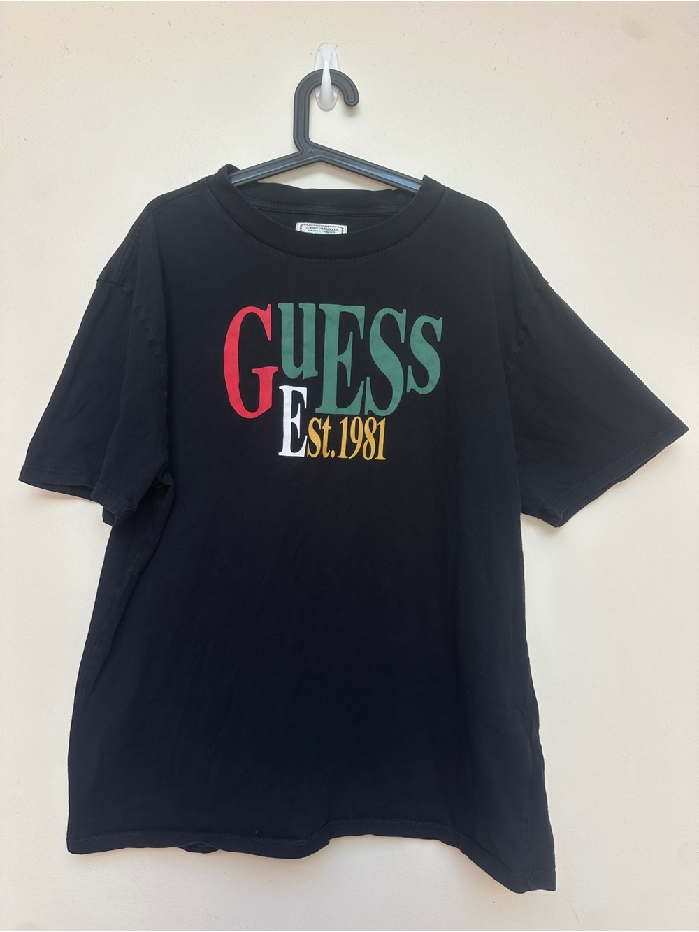 GUESS Originals Est. 1981 Logo Graphic T-Shirt Black Short Sleeve Size Large‎